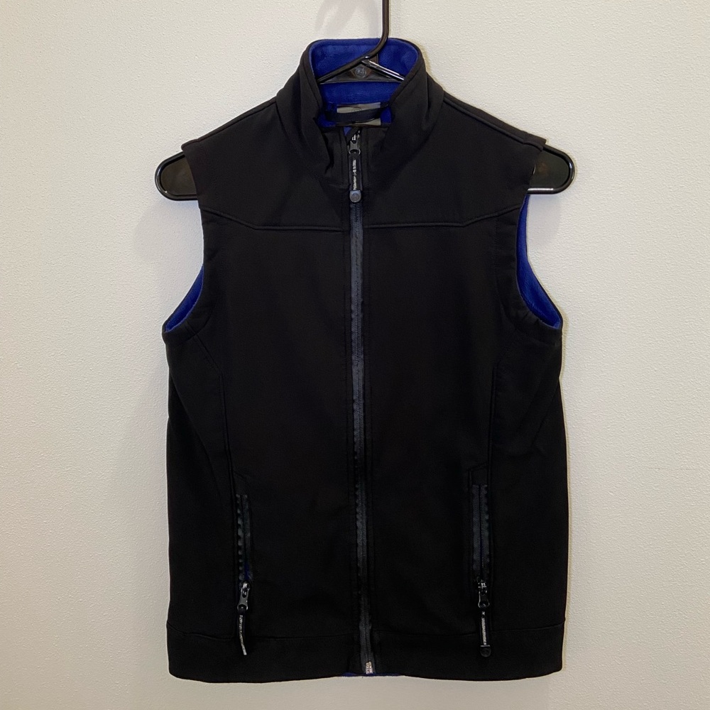 Roper Black Vest. Size XS.